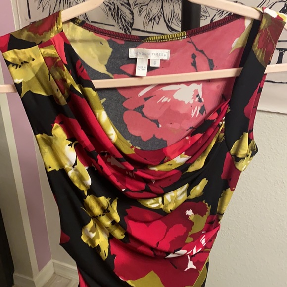 Floral cocktail dress - Picture 2 of 4